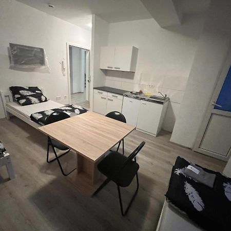 Top Monteurzimmer Duisburg Zewnętrze zdjęcie