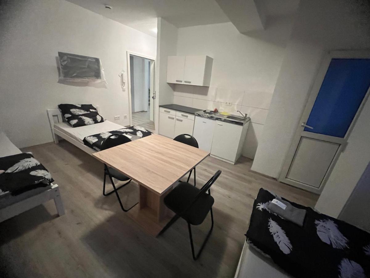 Top Monteurzimmer Duisburg Zewnętrze zdjęcie